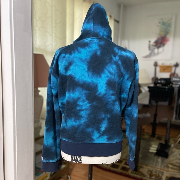 EUC Women’s Size Medium Champion Logo Embroidered Tie Dye Hoodie In Dark Navy - Picture 7 of 12